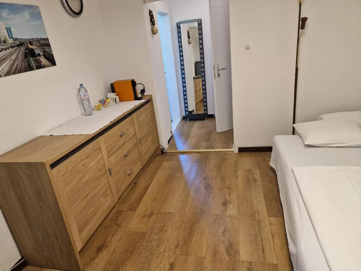 Image 2 of Bastis Central Guesthouse Lucerne City