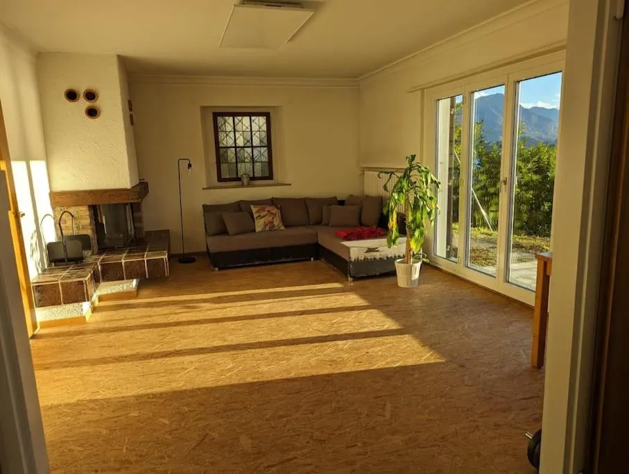Image 5 of Charming house with a lake view