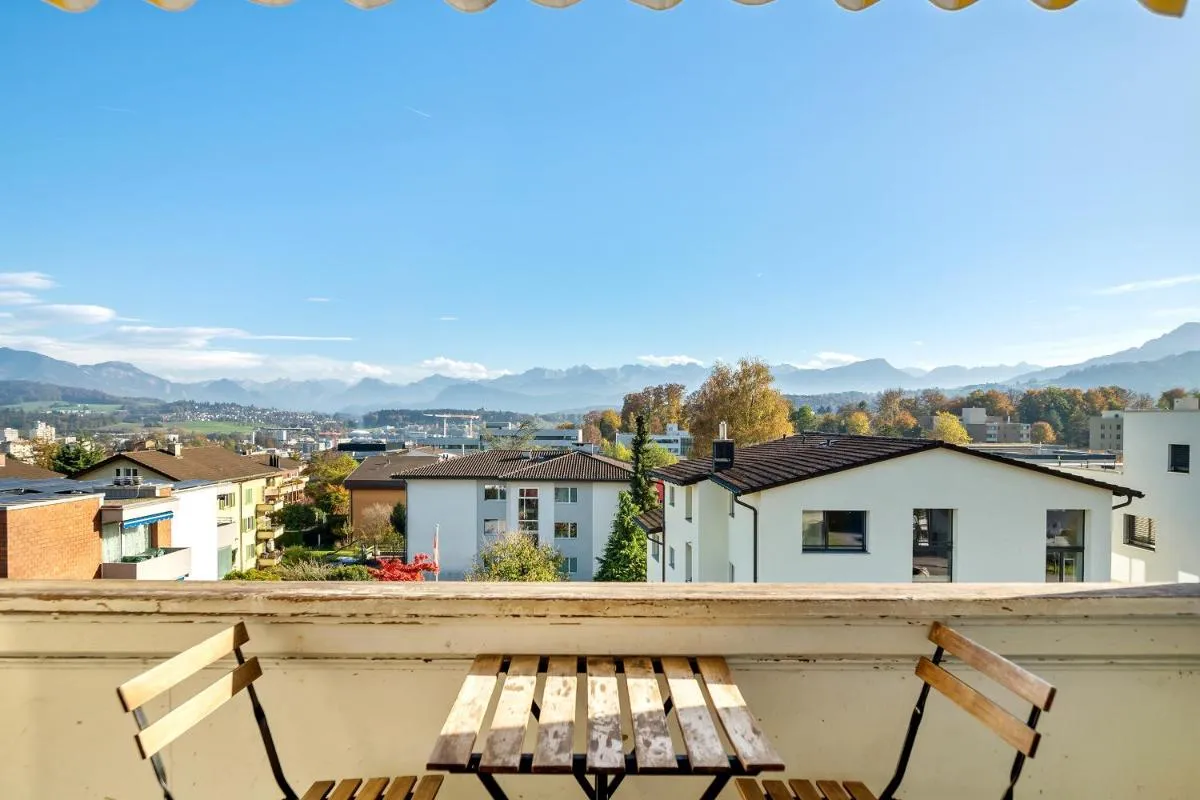 Image 3 of Erlen home