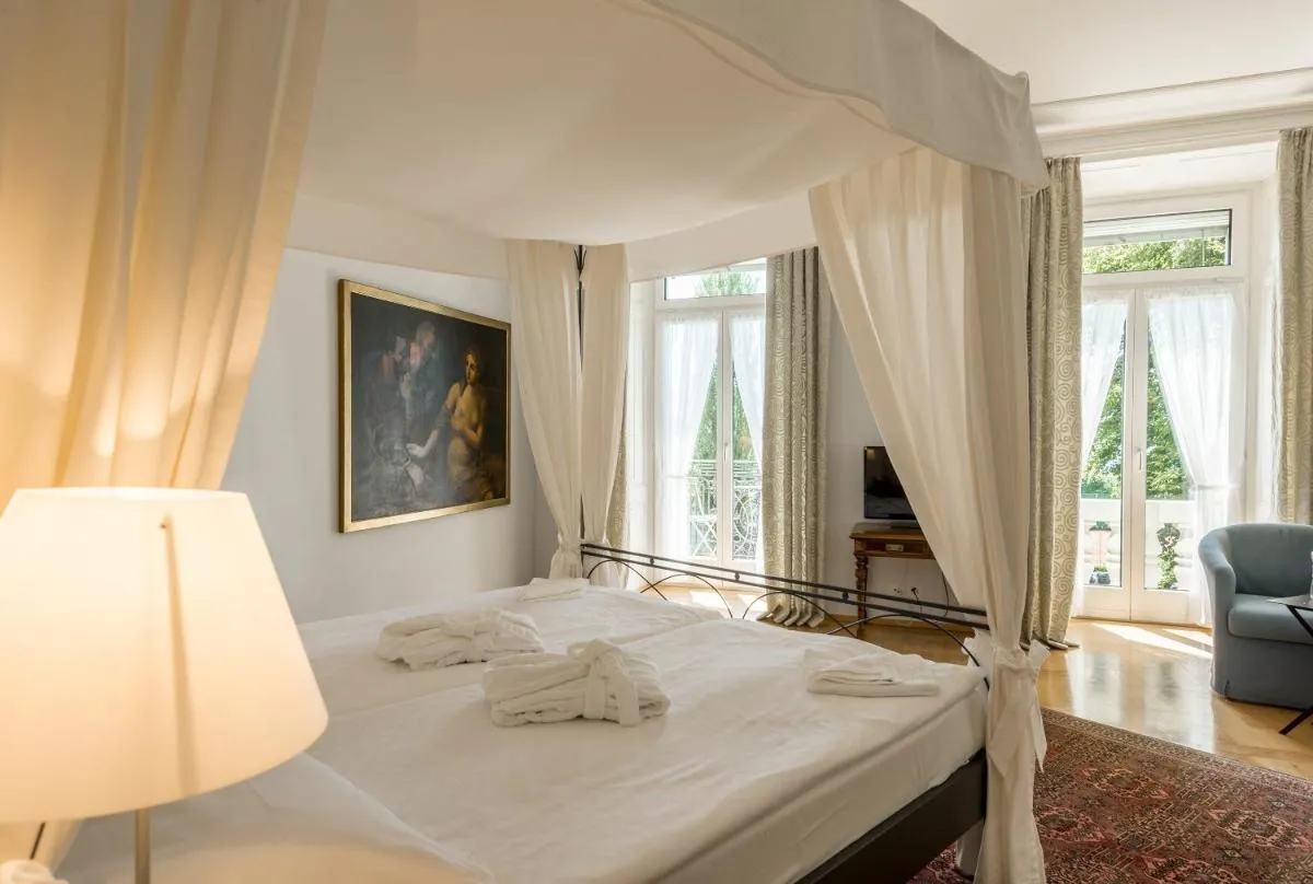 Image 6 of Grand Hotel Europe