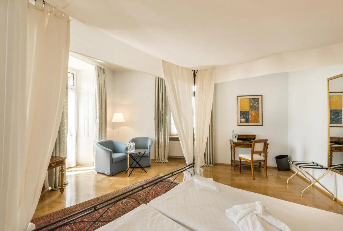 Image 1 of Grand Hotel Europe
