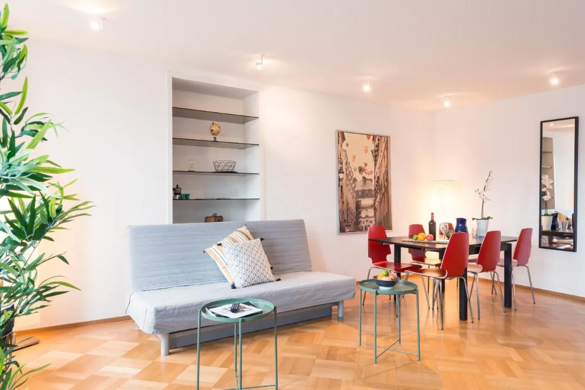 Image of HITrental Chapel Bridge Apartments