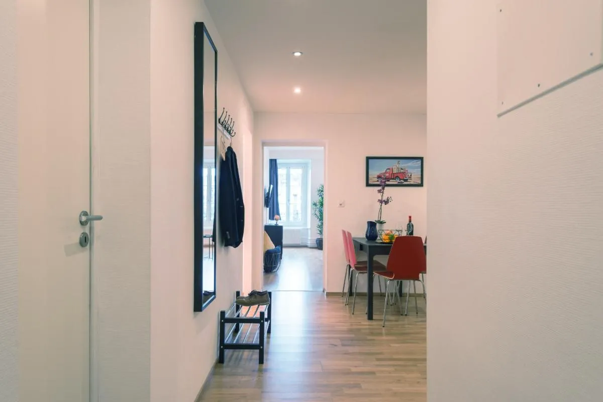 Image 1 of HITrental Chapel Bridge Apartments