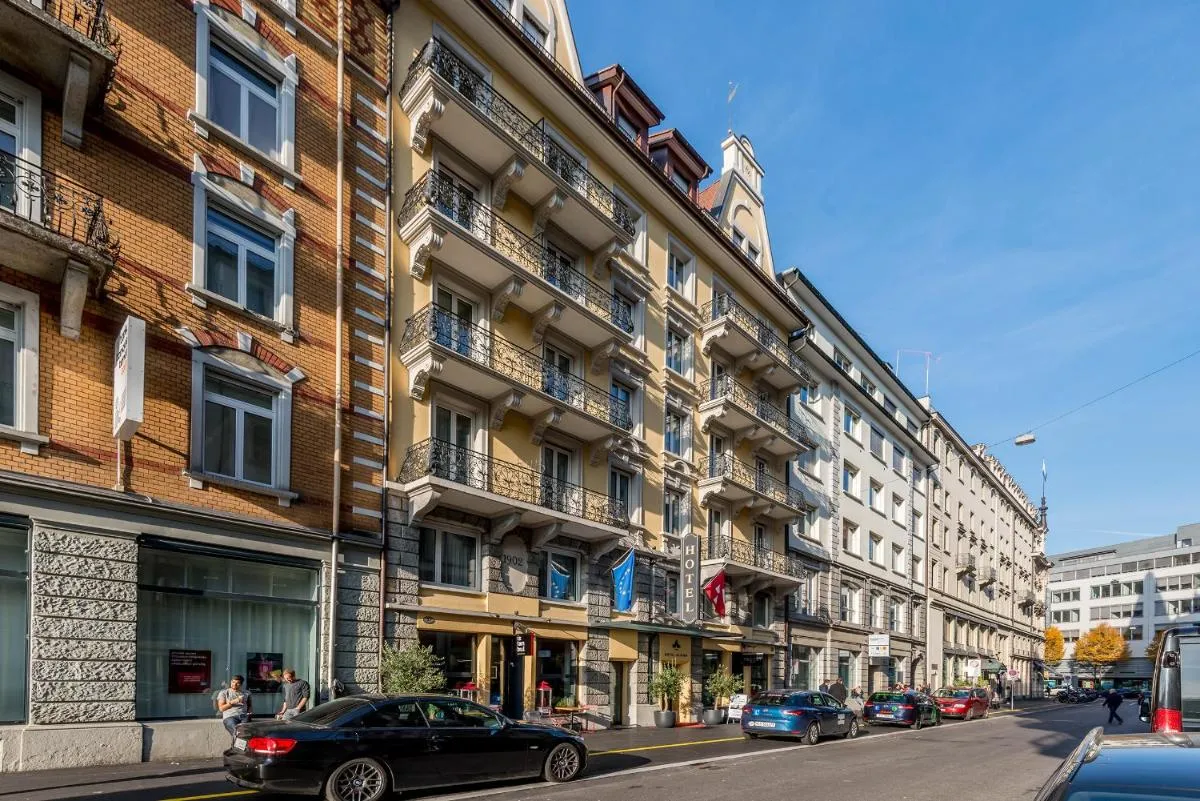 Image 3 of Hotel Alpina Luzern