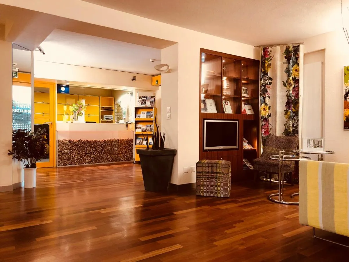 Image 3 of Hotel Felmis