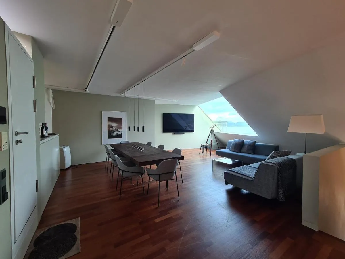 Image 4 of Lucerne Lake View Apartments