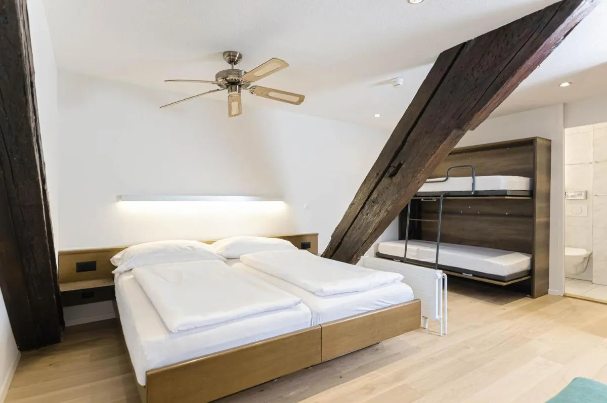 Image 5 of ROESLI Guest House